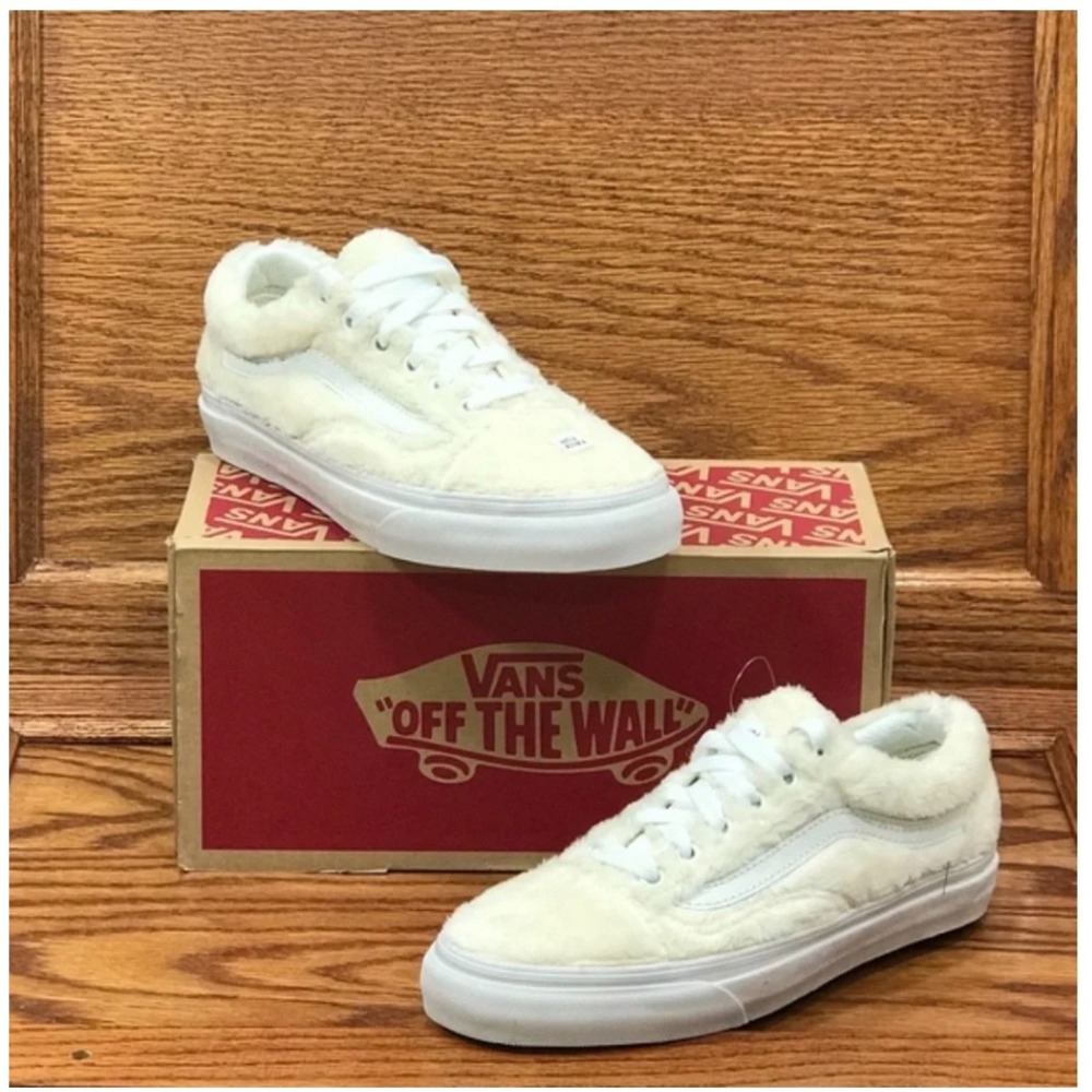 Vans Old Skool Sherpa Faux Fur Sneakers Turtle Dove White Size Women 5